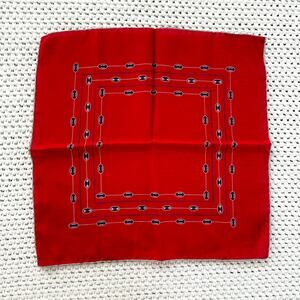 Gucci Vintage Red Navy GG Horsebit Italy Accessory Collection Silk Pocket Square
